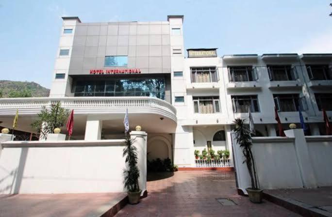Hotel International Srinagar المظهر الخارجي الصورة