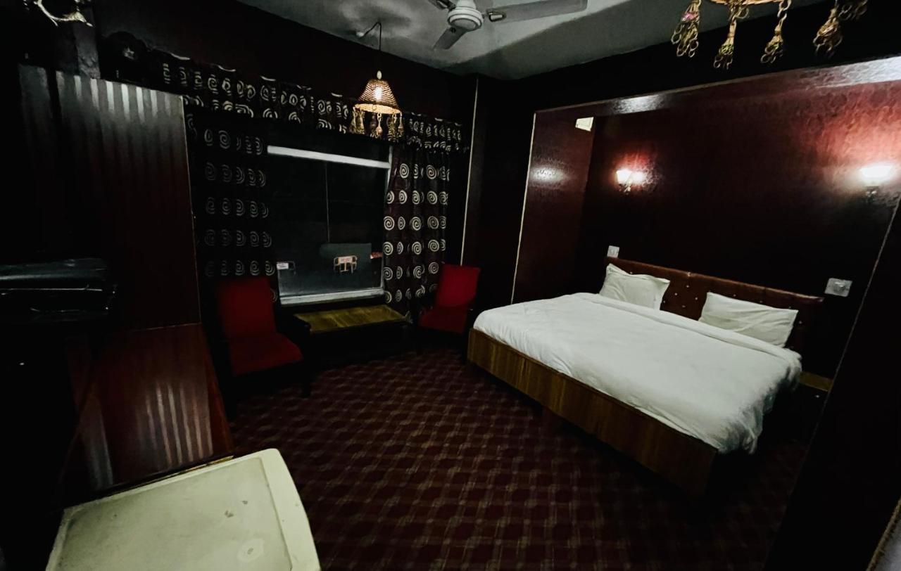 Hotel International Srinagar المظهر الخارجي الصورة
