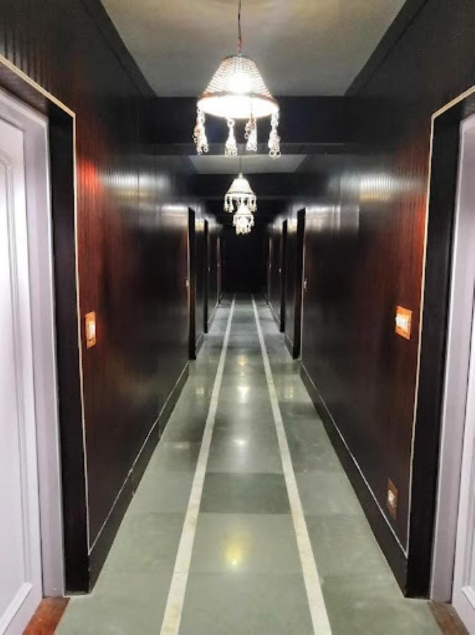 Hotel International Srinagar المظهر الخارجي الصورة