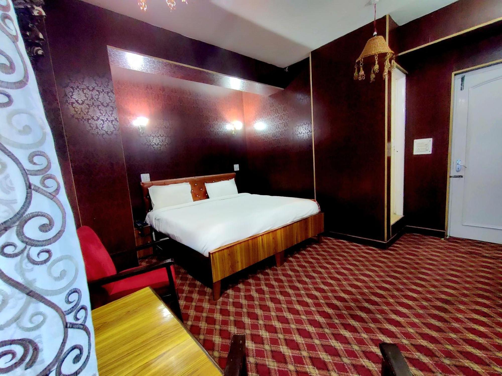 Hotel International Srinagar المظهر الخارجي الصورة